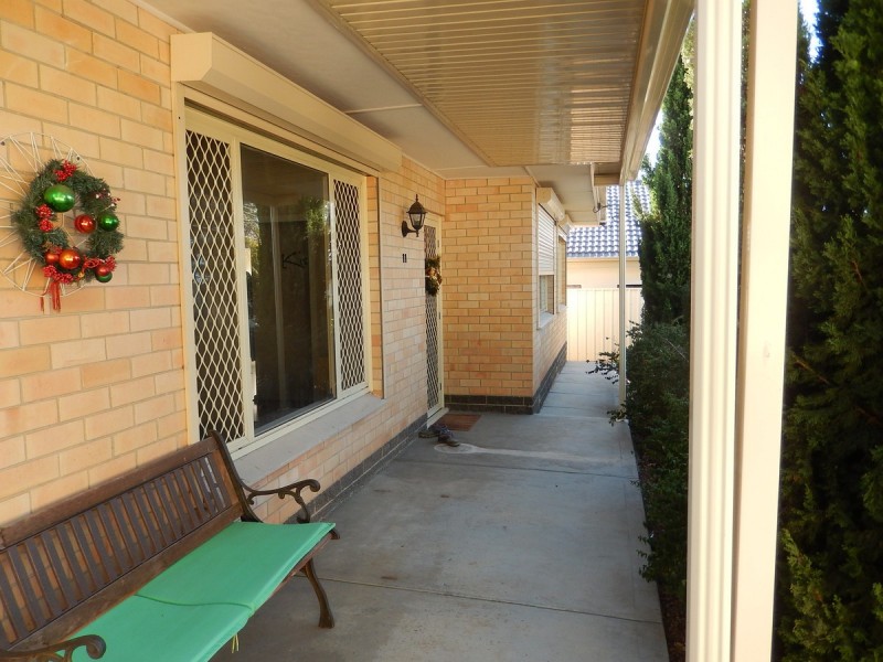 11 Goodall Road, Para Hills SA 5096