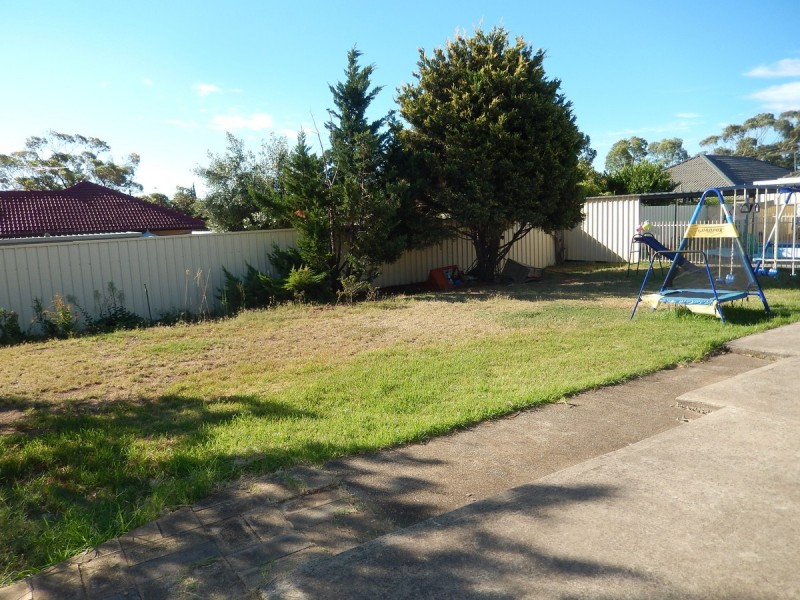 11 Goodall Road, Para Hills SA 5096