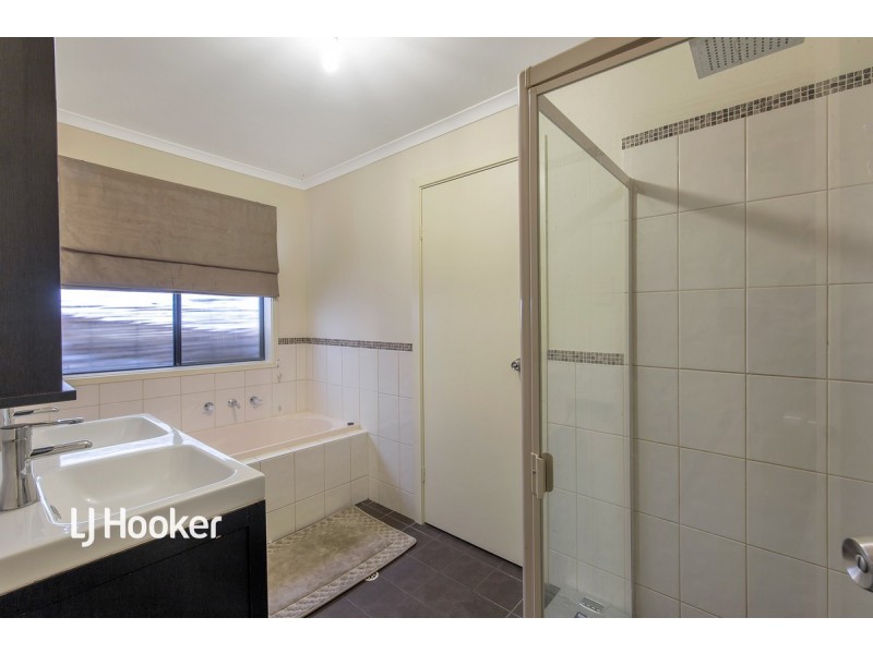 16 Railway Court, Walkley Heights SA 5098