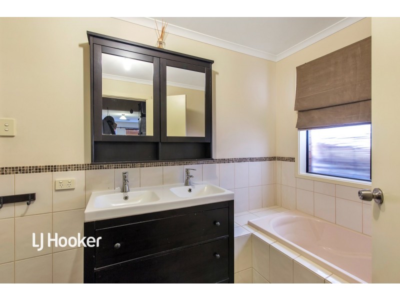 16 Railway Court, Walkley Heights SA 5098