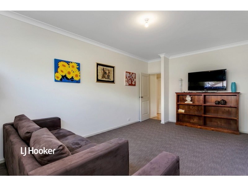 25 Britten Crescent, Modbury SA 5092