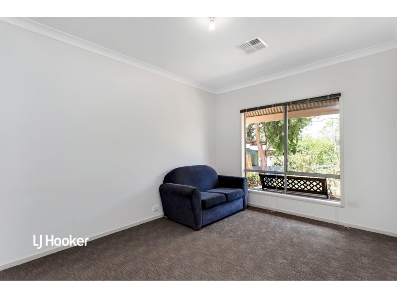 25 Britten Crescent, Modbury SA 5092