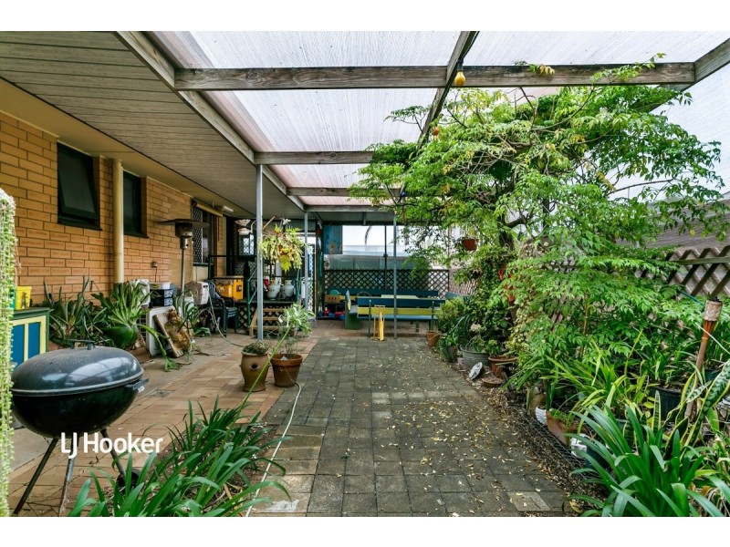 1 Ansbert Street, Christie Downs SA 5164