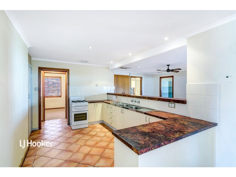 14 Cadbury Street, St Agnes SA 5097