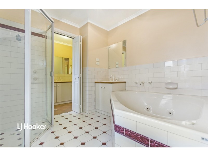 3 Kintyre Court, Greenwith SA 5125