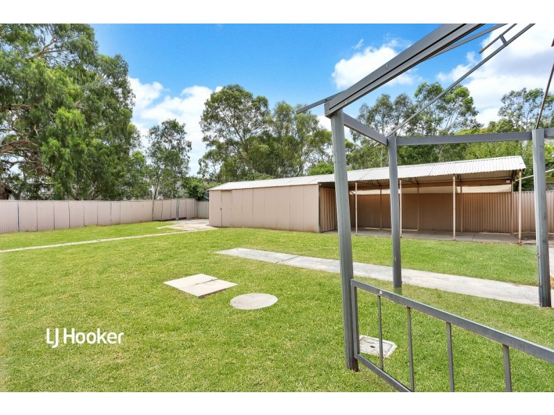 24 Glenere Drive, Modbury SA 5092