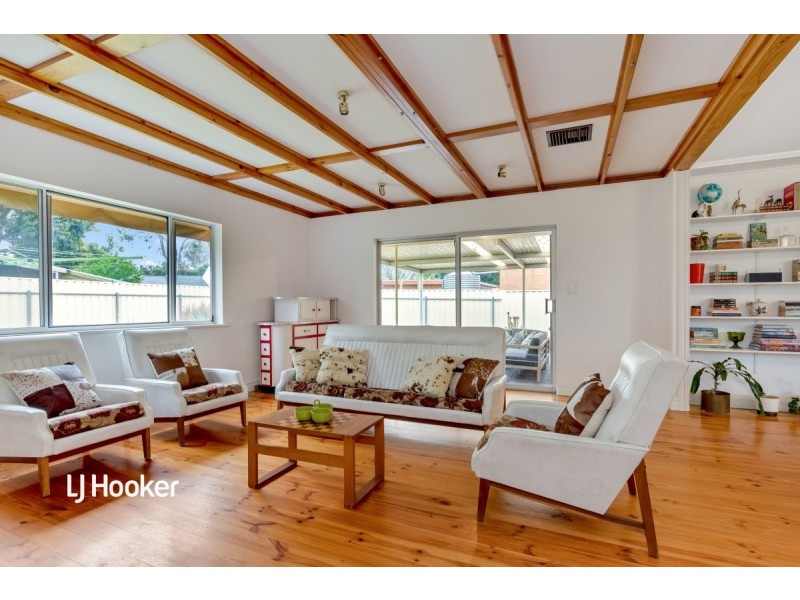 25 Launceston Avenue, Banksia Park SA 5091