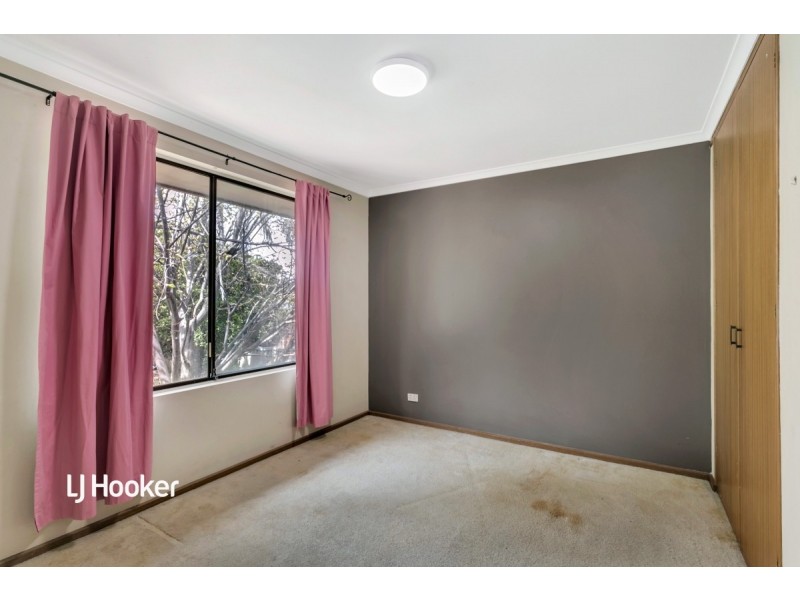 15 Deering Crescent, Banksia Park SA 5091