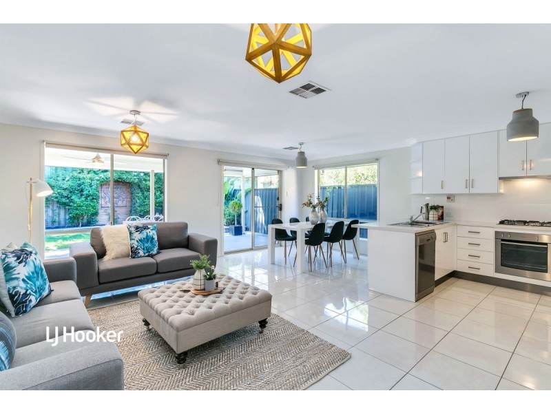 15 Stuart Street, Hillcrest SA 5086