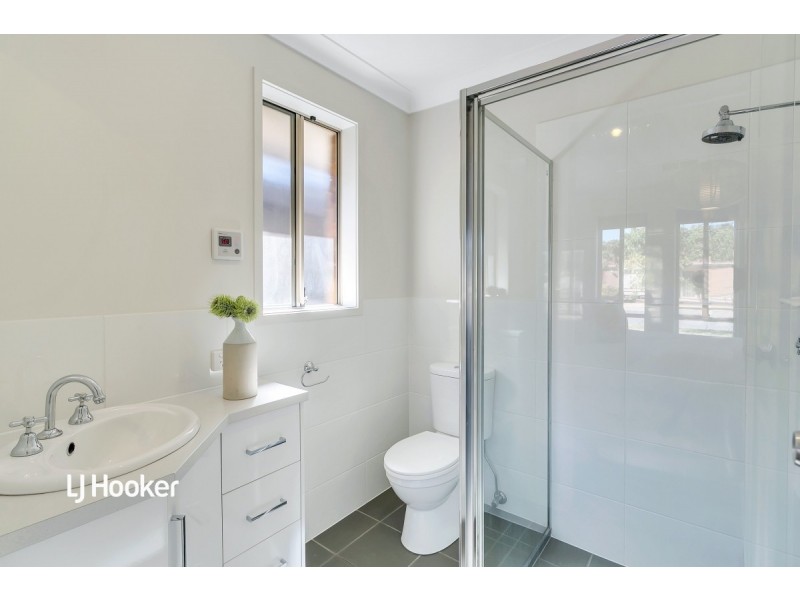 15 Stuart Street, Hillcrest SA 5086