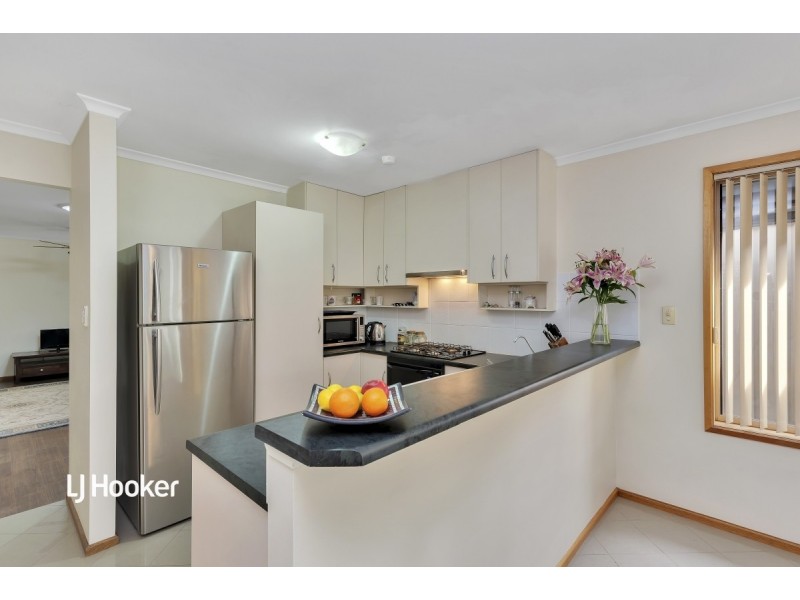 18 Greys Court, Oakden SA 5086