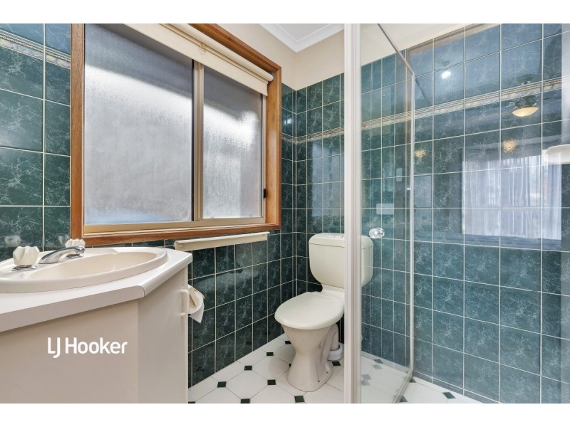 18 Greys Court, Oakden SA 5086