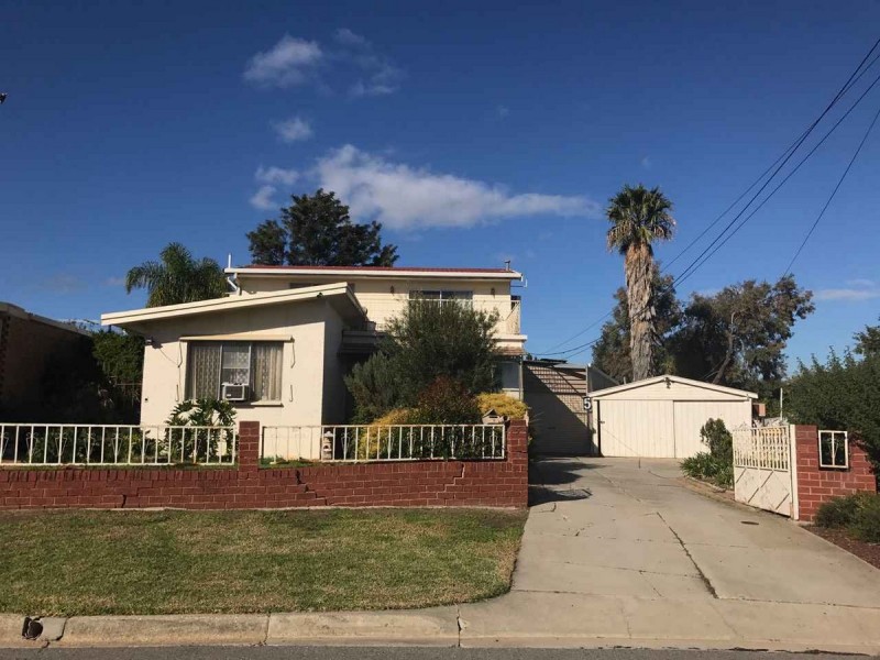 5 Nottingham Crescent, Valley View SA 5093