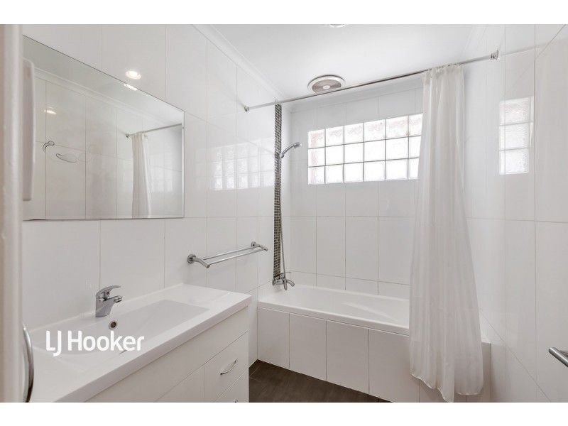 11 Leonis Avenue, Hope Valley SA 5090