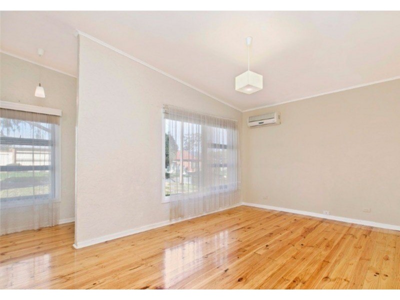 10 Malbaru Avenue, Ingle Farm SA 5098