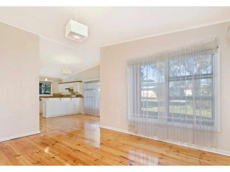 10 Malbaru Avenue, Ingle Farm SA 5098