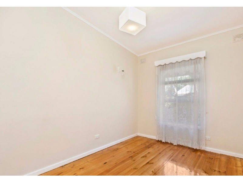 10 Malbaru Avenue, Ingle Farm SA 5098