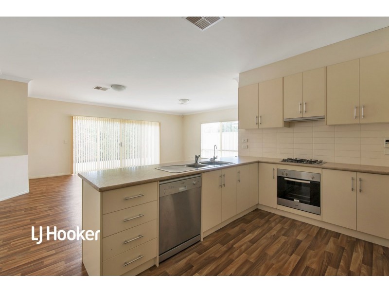 16 Vasey Street, Greenacres SA 5086