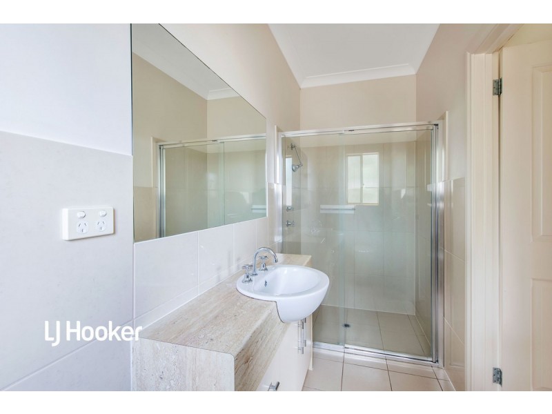 16 Vasey Street, Greenacres SA 5086