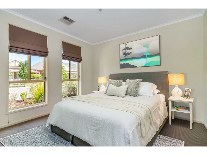 12 Lorentz Court, Mawson Lakes SA 5095