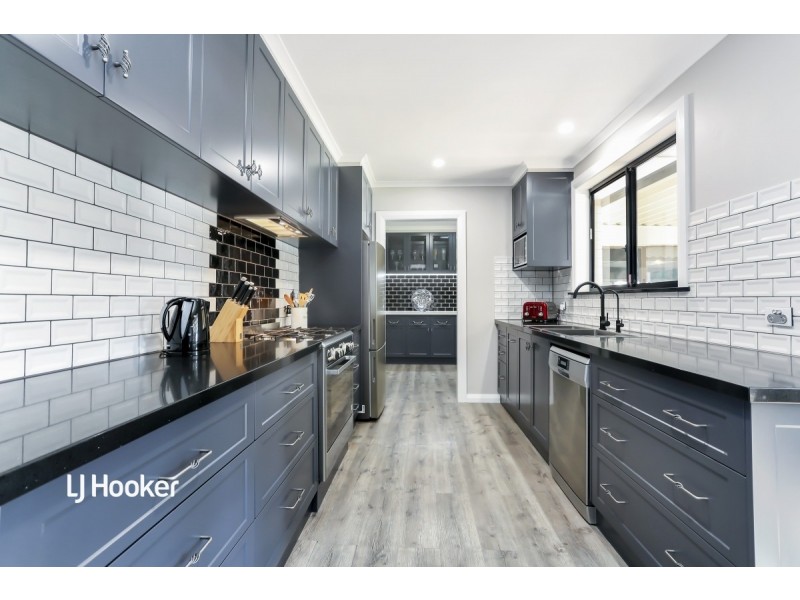 12 Quebec Drive, Modbury Heights SA 5092