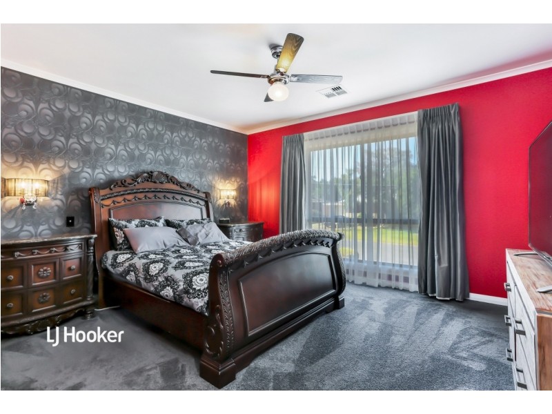 12 Quebec Drive, Modbury Heights SA 5092