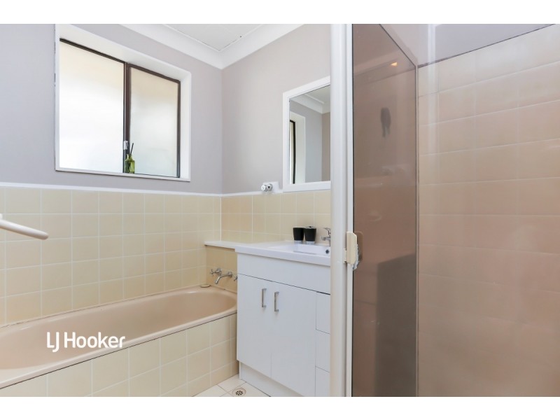 12 Quebec Drive, Modbury Heights SA 5092