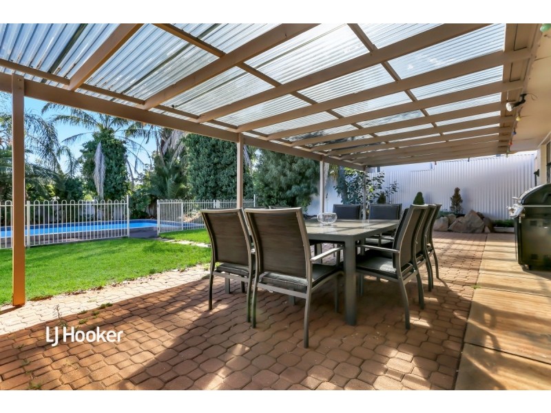 12 Quebec Drive, Modbury Heights SA 5092