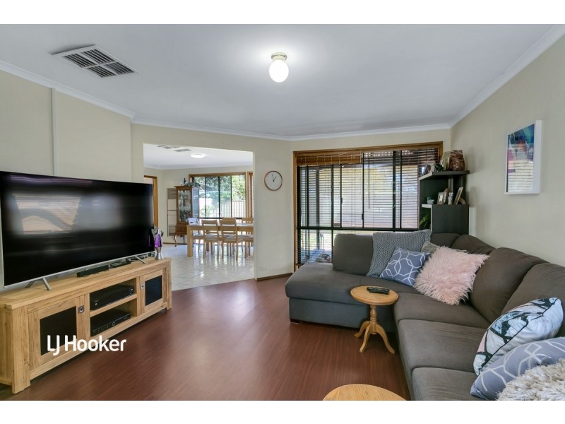 24 Trevalsa Court, Salisbury Heights SA 5109