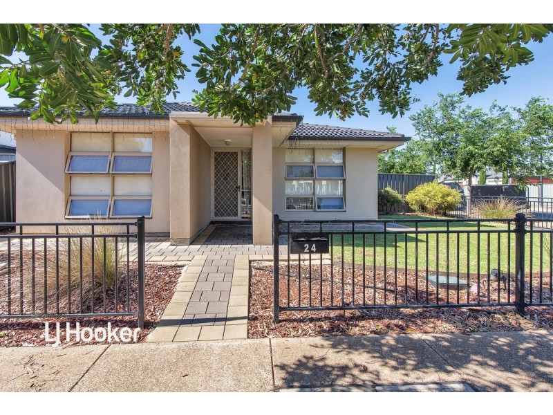24 West Parkway, Andrews Farm SA 5114