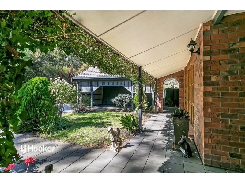 17 Sandalwood Drive, St Agnes SA 5097