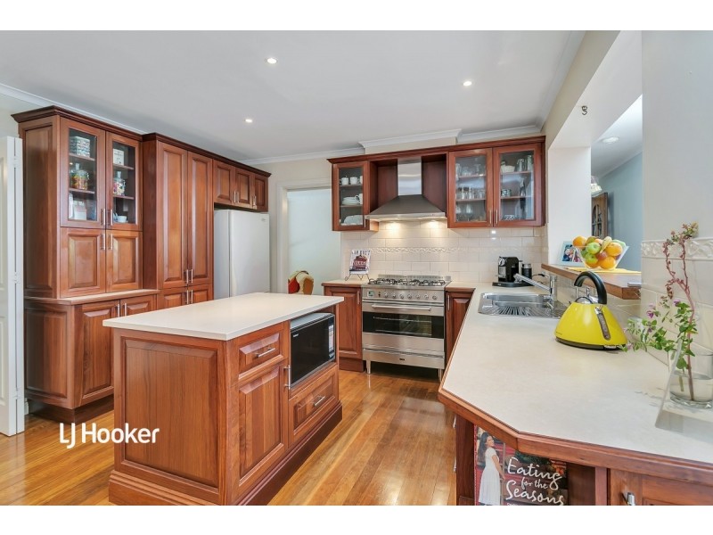 17 Sandalwood Drive, St Agnes SA 5097