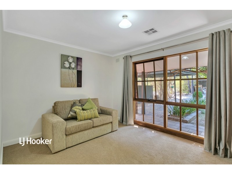 17 Sandalwood Drive, St Agnes SA 5097