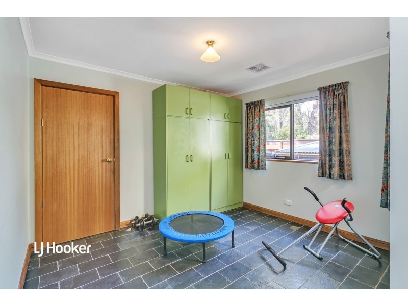 17 Sandalwood Drive, St Agnes SA 5097