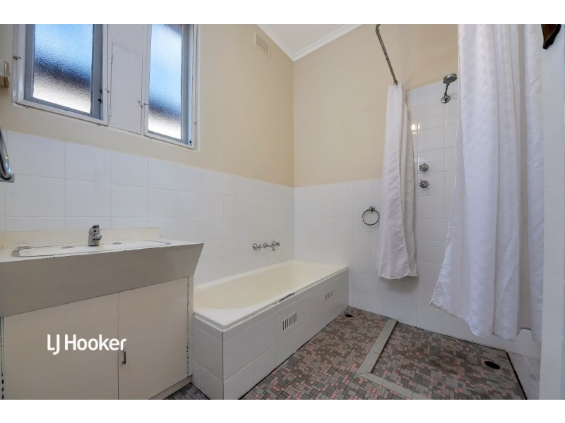 1A Reedie Street, Henley Beach SA 5022