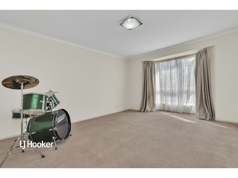 6 Avenger Place, Walkley Heights SA 5098