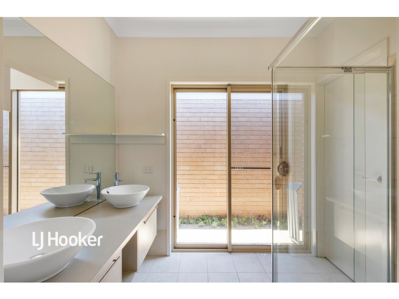 1 Howegate Lane, Blakeview SA 5114