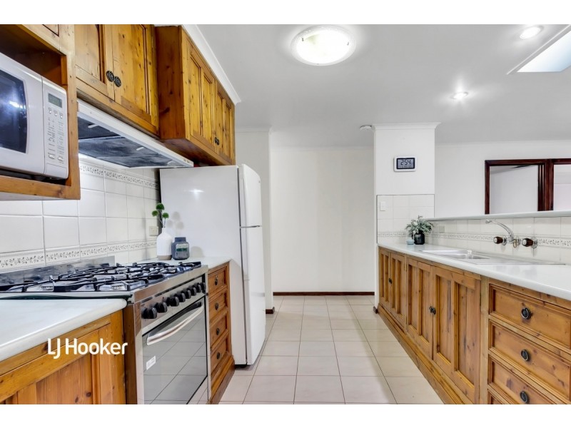 15 Gaylard Crescent, Redwood Park SA 5097