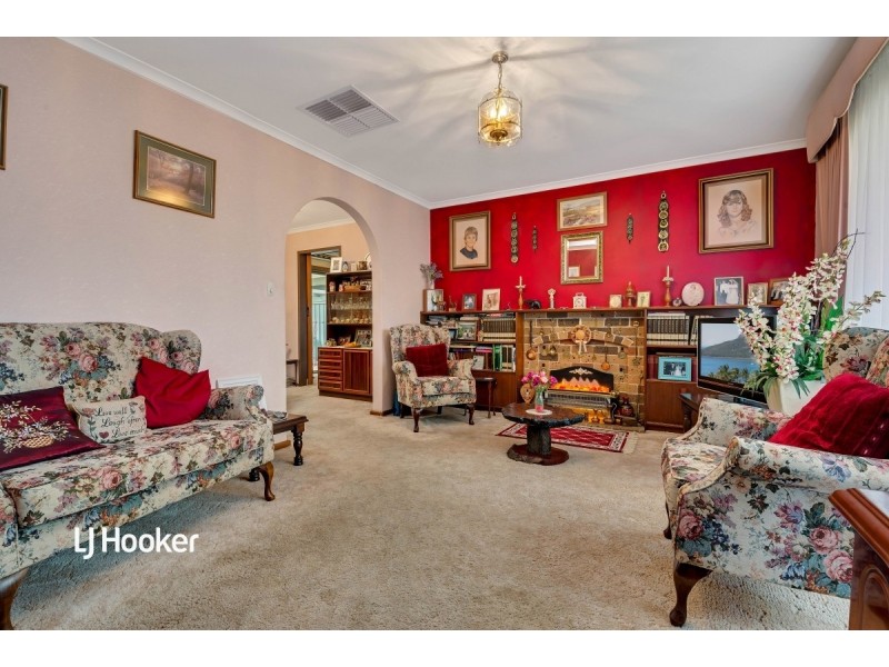 30 Doxiadis Street, St Agnes SA 5097