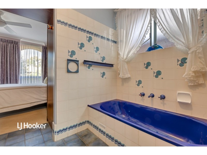 30 Doxiadis Street, St Agnes SA 5097