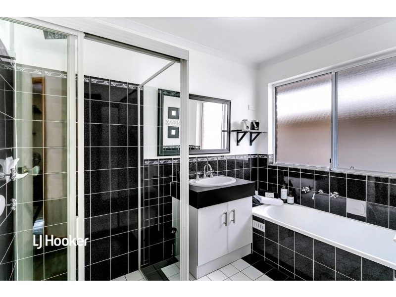 15 Tarqui Drive, Paralowie SA 5108