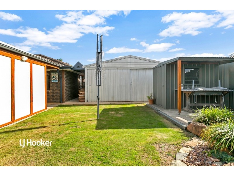 15 Tarqui Drive, Paralowie SA 5108