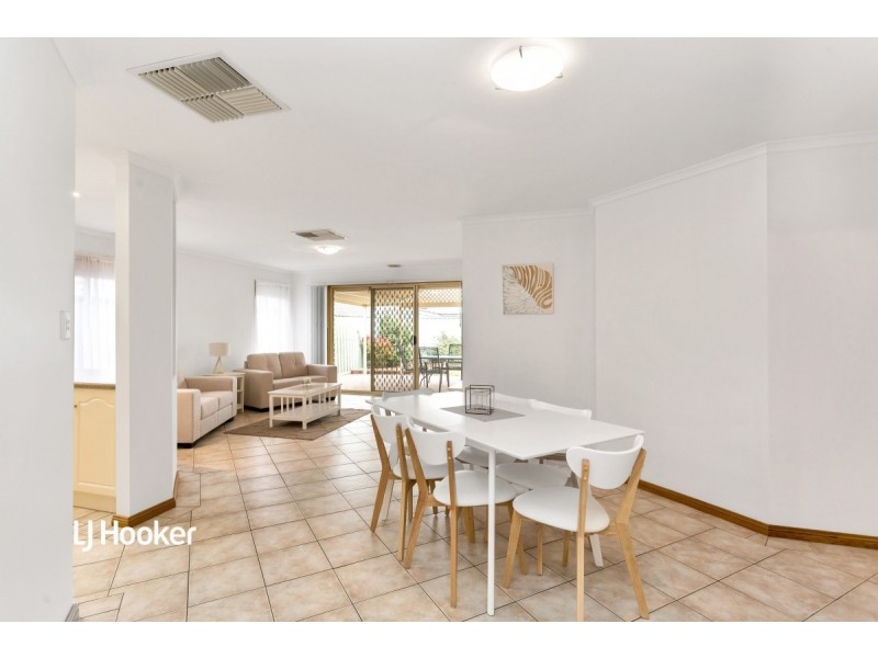 33 Rivergum Close, Walkley Heights SA 5098