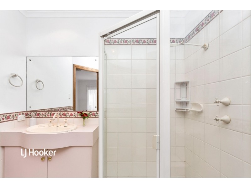 33 Rivergum Close, Walkley Heights SA 5098