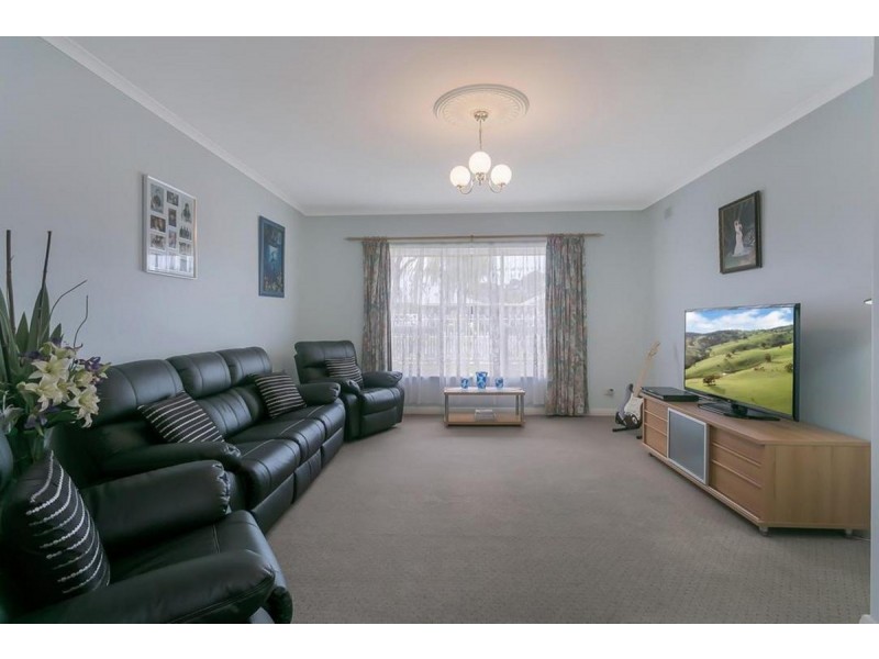 4 Burnie Avenue, Campbelltown SA 5074