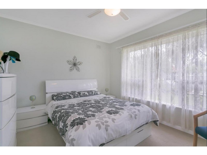 4 Burnie Avenue, Campbelltown SA 5074