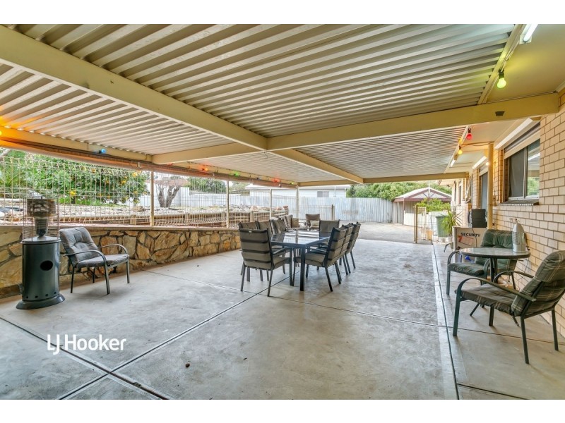 6 Gage Court, Para Vista SA 5093