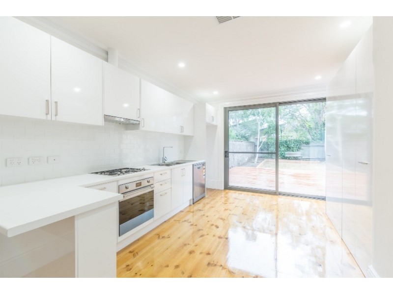 8 Elphyn Road, Kingswood SA 5062