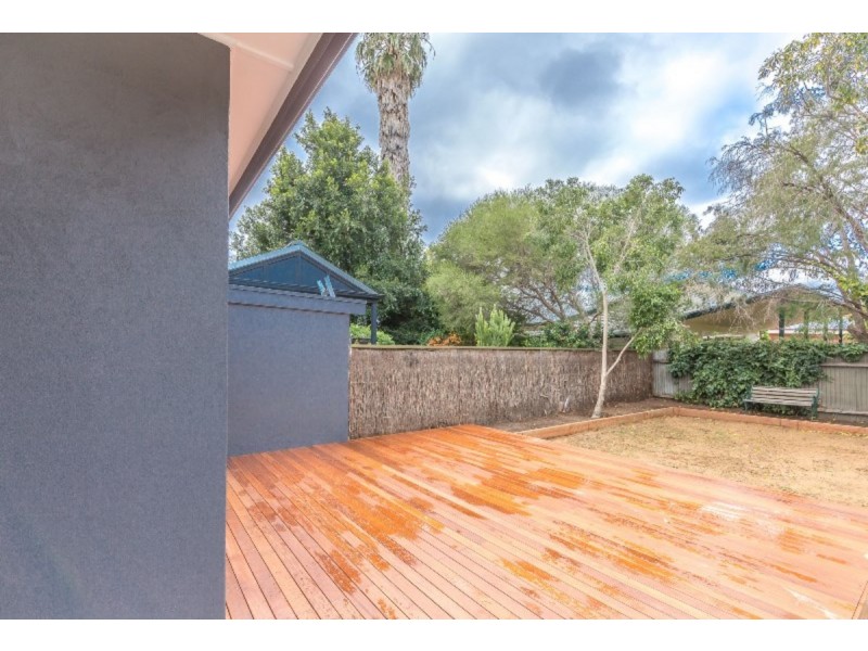 8 Elphyn Road, Kingswood SA 5062