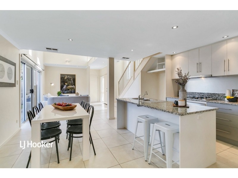 2/74 Churchill Road, Prospect SA 5082